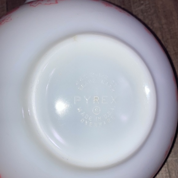 Cinderella Gooseberry Pyrex Mixing Bowls - Picture 5 of 12